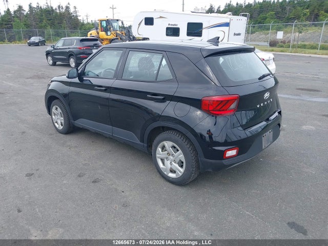 Hyundai Venue Se 2022 KMHRB8A38NU208051 Image 3