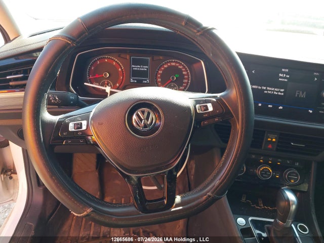 3VWE57BU8KM029405 Volkswagen JETTA SEL