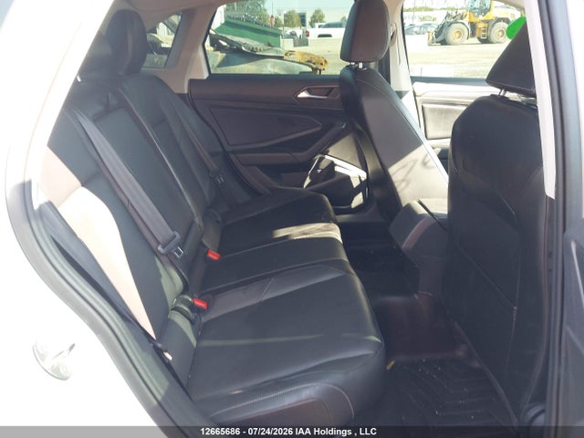 3VWE57BU8KM029405 Volkswagen JETTA SEL