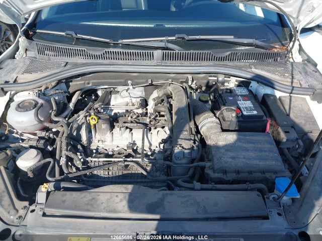 3VWE57BU8KM029405 Volkswagen JETTA SEL