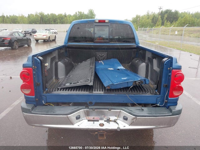 2005 Dodge Dakota Quad Slt მანქანა იყიდება აუქციონზე, vin: 1D7HW48K75S261321, აუქციონის ნომერი: 12665700