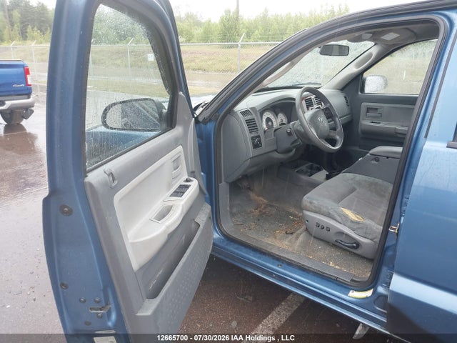 2005 Dodge Dakota Quad Slt მანქანა იყიდება აუქციონზე, vin: 1D7HW48K75S261321, აუქციონის ნომერი: 12665700