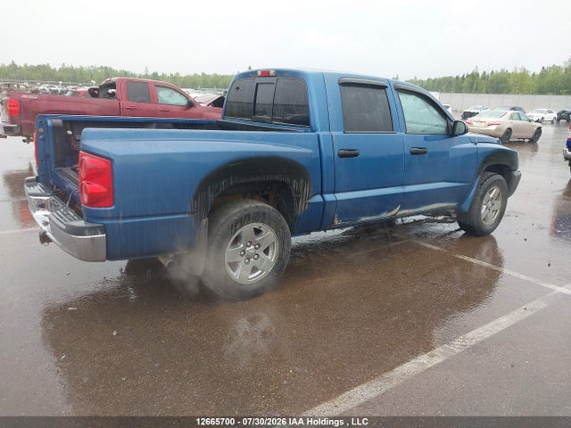 2005 Dodge Dakota Quad Slt მანქანა იყიდება აუქციონზე, vin: 1D7HW48K75S261321, აუქციონის ნომერი: 12665700