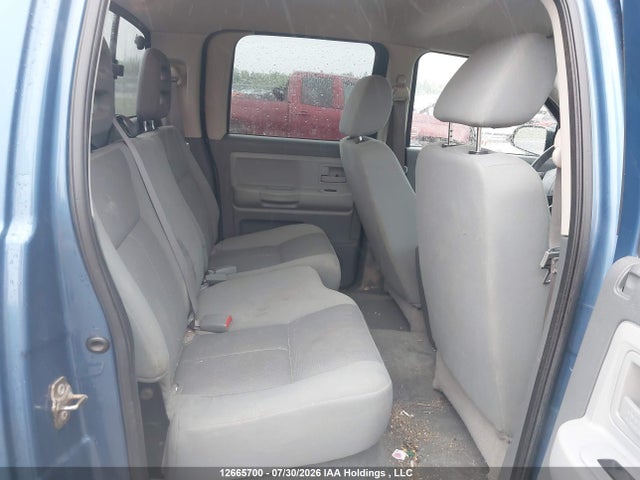 2005 Dodge Dakota Quad Slt მანქანა იყიდება აუქციონზე, vin: 1D7HW48K75S261321, აუქციონის ნომერი: 12665700