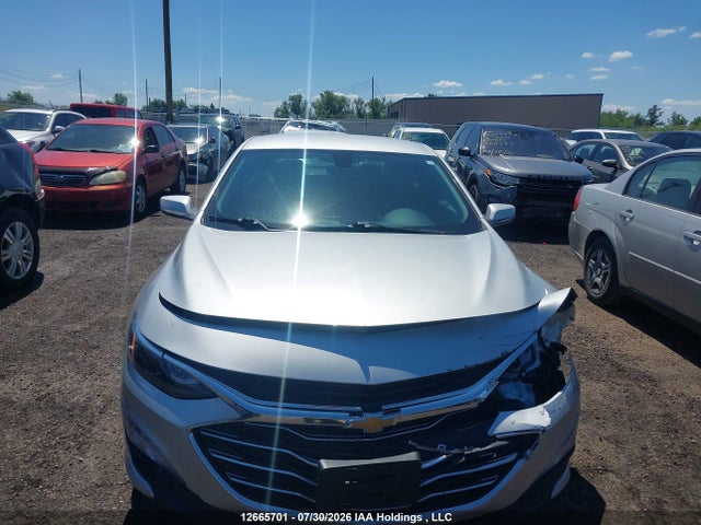 12665701 :رقم المزاد ، 1G1ZD5ST3NF163514 vin ، 2022 Chevrolet Malibu مزاد بيع