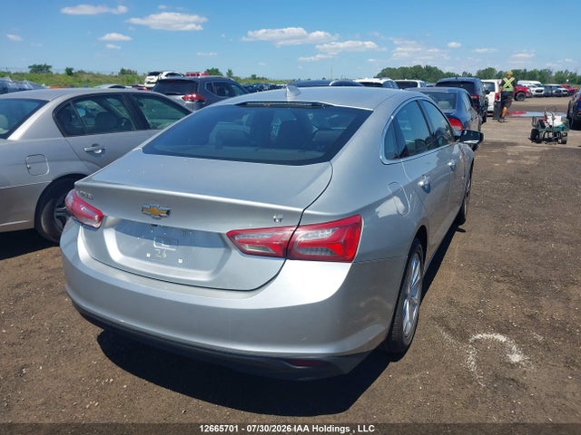 12665701 :رقم المزاد ، 1G1ZD5ST3NF163514 vin ، 2022 Chevrolet Malibu مزاد بيع
