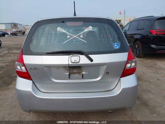 12665703 :رقم المزاد ، JHMGD38407S817204 vin ، 2007 Honda Fit مزاد بيع