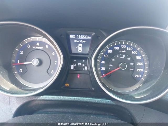 Продажа на аукционе авто 2013 Hyundai Elantra Gt, vin: KMHD35LE4DU042873, номер лота: 12665726