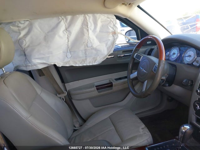 2010 Chrysler 300 Limited მანქანა იყიდება აუქციონზე, vin: 2C3CA3CVXAH175795, აუქციონის ნომერი: 12665727