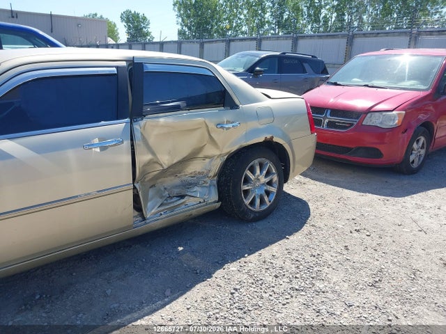 2010 Chrysler 300 Limited მანქანა იყიდება აუქციონზე, vin: 2C3CA3CVXAH175795, აუქციონის ნომერი: 12665727