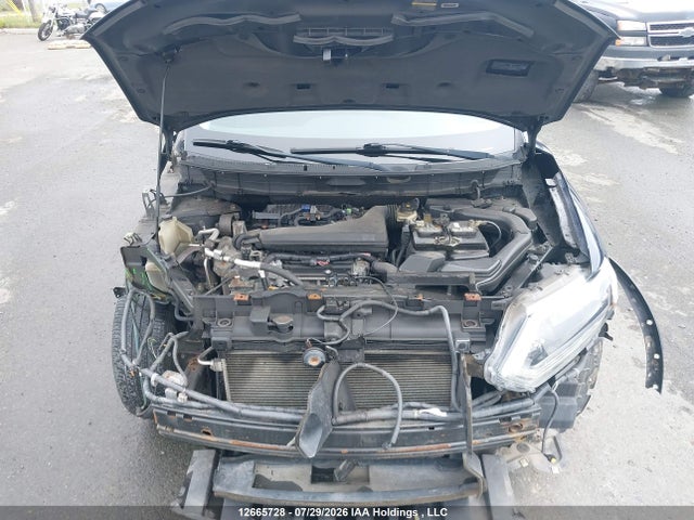 5N1AT2MM3FC889657 Nissan Rogue S/sl/sv