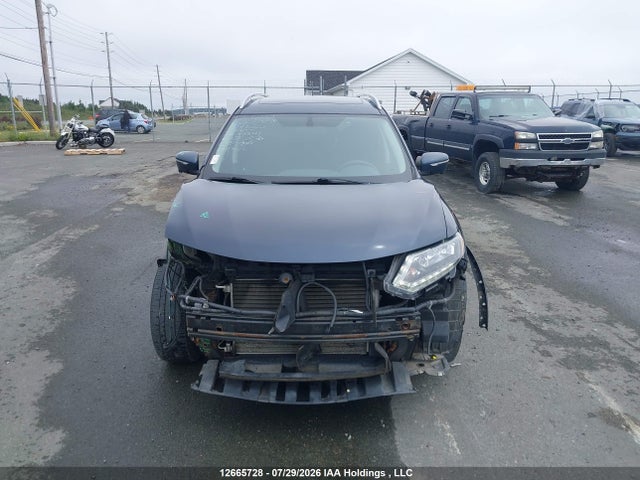 5N1AT2MM3FC889657 Nissan Rogue S/sl/sv