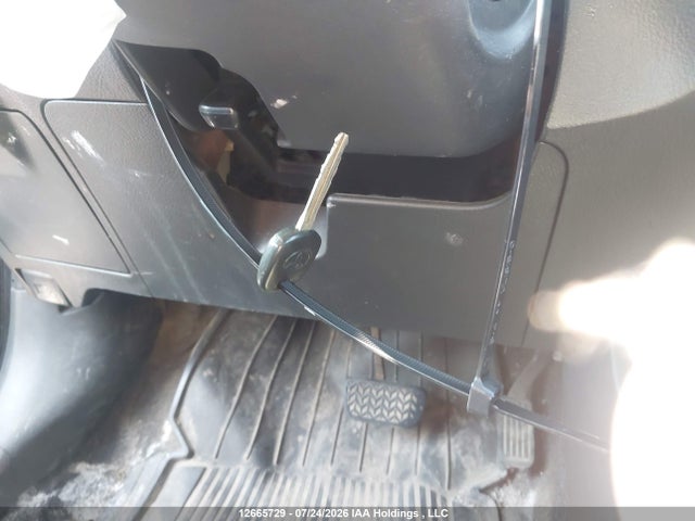 12665729 :رقم المزاد ، JTDBT923881215689 vin ، 2008 Toyota Yaris مزاد بيع