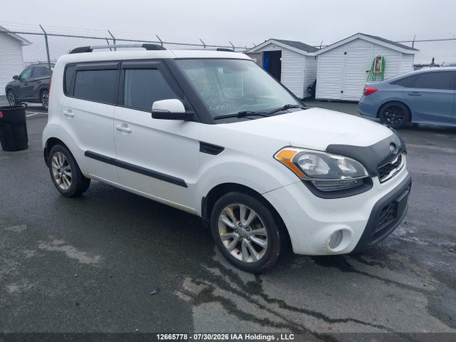 Auction sale of the 2013 Kia Soul 2u/2u Eco/4u/4u Burner/4u Luxury/4u Retro, vin: KNDJT2A64D7594227, lot number: 12665778