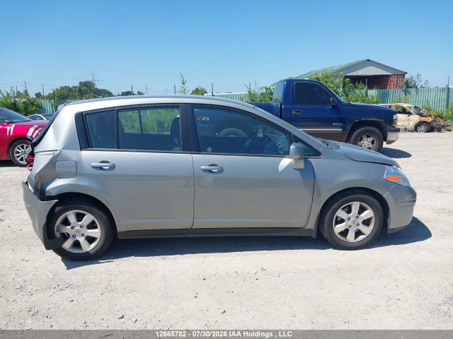 12665782 :رقم المزاد ، 3N1BC1CP8CK815786 vin ، 2012 Nissan Versa S/sl مزاد بيع
