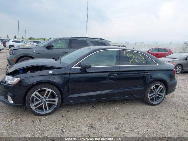 Продажа на аукционе авто 2019 Audi A3 45 Progressiv, vin: WAUEEGFF1K1026547, номер лота: 12665796