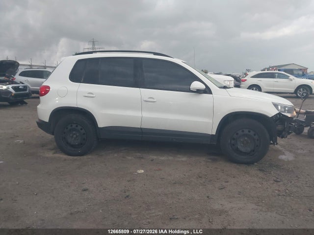 Aukcja sprzedaży 2016 Volkswagen Tiguan Comfortline/highline/special Edition, vin: WVGJV7AX6GW584112, numer aukcji: 12665809