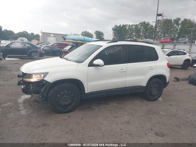 Aukcja sprzedaży 2016 Volkswagen Tiguan Comfortline/highline/special Edition, vin: WVGJV7AX6GW584112, numer aukcji: 12665809