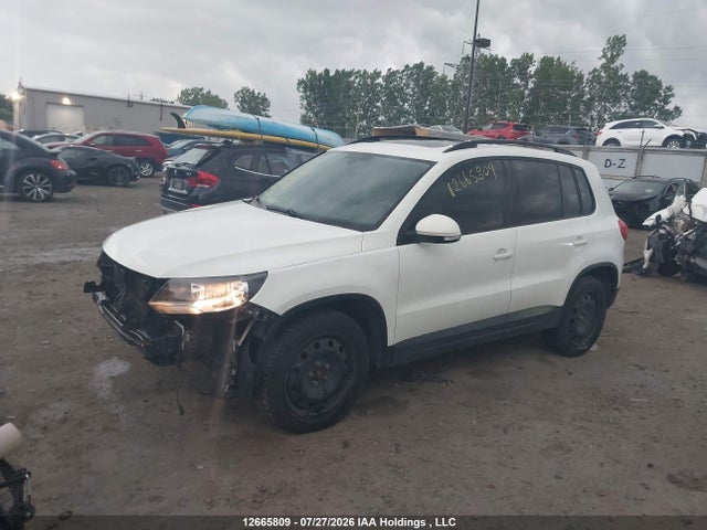 Aukcja sprzedaży 2016 Volkswagen Tiguan Comfortline/highline/special Edition, vin: WVGJV7AX6GW584112, numer aukcji: 12665809