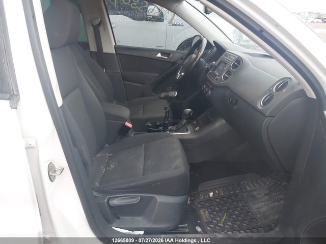 Aukcja sprzedaży 2016 Volkswagen Tiguan Comfortline/highline/special Edition, vin: WVGJV7AX6GW584112, numer aukcji: 12665809