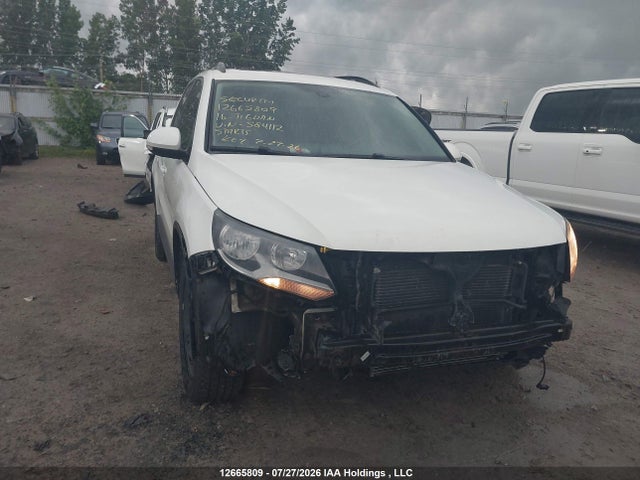Aukcja sprzedaży 2016 Volkswagen Tiguan Comfortline/highline/special Edition, vin: WVGJV7AX6GW584112, numer aukcji: 12665809