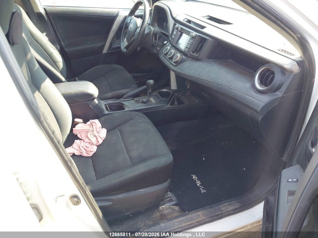 Toyota RAV4 LE 2016 2T3BFREV9GW447657 Image 5
