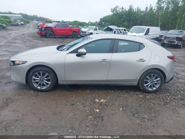 2023 Mazda 3 Preferred მანქანა იყიდება აუქციონზე, vin: JM1BPAL7XP1620314, აუქციონის ნომერი: 12665833