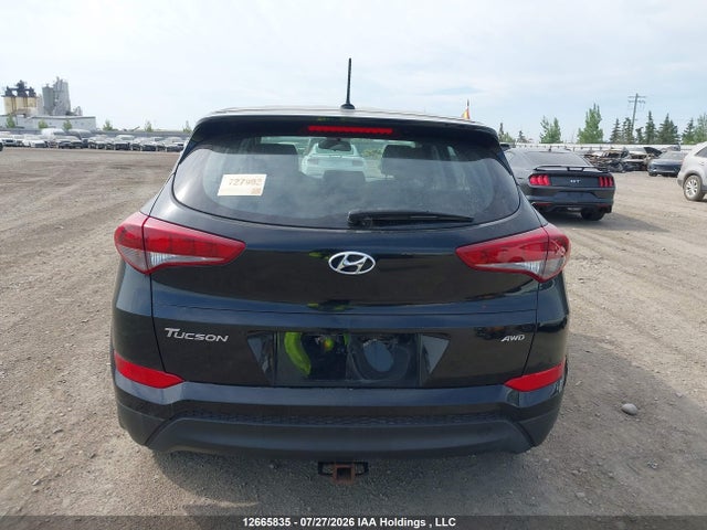2017 Hyundai Tucson მანქანა იყიდება აუქციონზე, vin: KM8J2CA45HU446761, აუქციონის ნომერი: 12665835