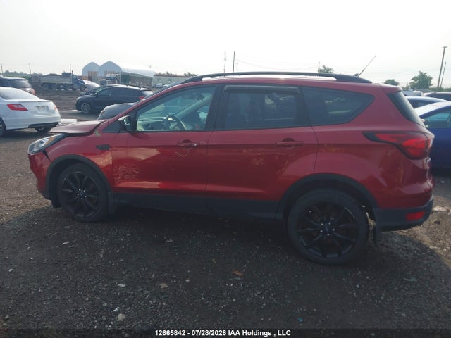 Ford ESCAPE SE 2019 1FMCU9GD6KUB12842 Image 13