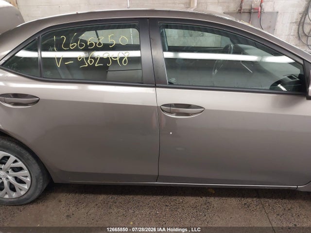 Toyota Corolla 2017 2T1BURHE2HC962948 Image 14