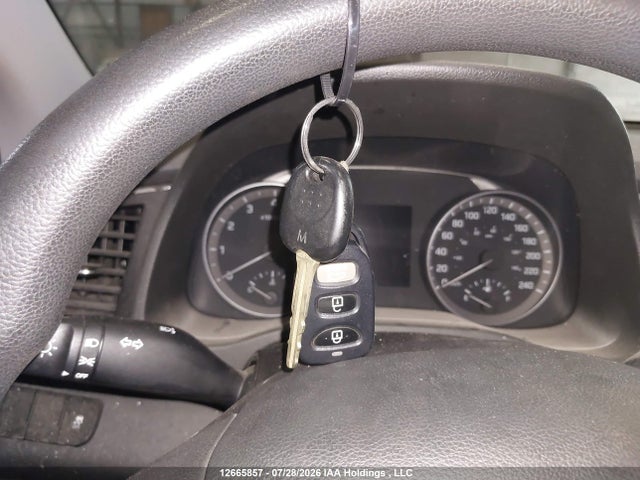 Продажа на аукционе авто 2017 Hyundai Elantra Se, vin: 5NPD74LF4HH081734, номер лота: 12665857