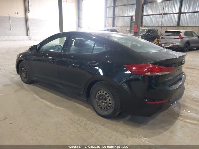 Продажа на аукционе авто 2017 Hyundai Elantra Se, vin: 5NPD74LF4HH081734, номер лота: 12665857