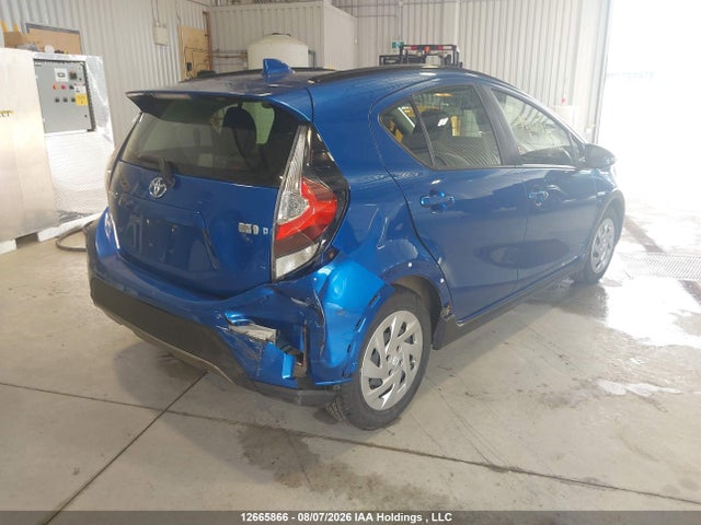 Toyota PRIUS C 2018 JTDKDTB30J1609249 Image 4