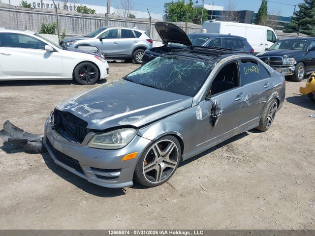 Продажа на аукционе авто 2012 Mercedes-benz C 350 4matic, vin: WDDGF8JB3CA605968, номер лота: 12665874