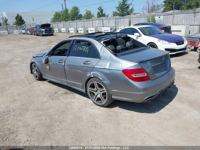 Продажа на аукционе авто 2012 Mercedes-benz C 350 4matic, vin: WDDGF8JB3CA605968, номер лота: 12665874