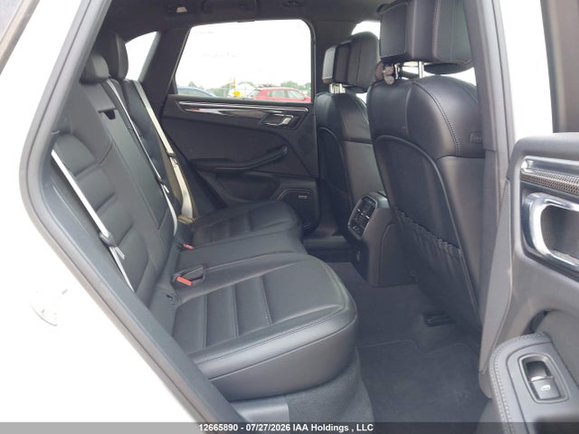 Porsche Macan Gts 2018 WP1AG2A58JLB63323 Image 8