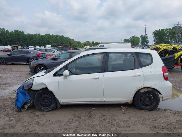 2008 Honda Fit Dx/lx მანქანა იყიდება აუქციონზე, vin: JHMGD38438S805002, აუქციონის ნომერი: 12665900