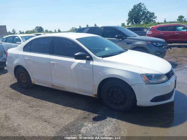 12665901 :رقم المزاد ، 3VW2K7AJ6DM422230 vin ، 2013 Volkswagen Jetta 2.0l Trendline/2.0l Trendline+ مزاد بيع