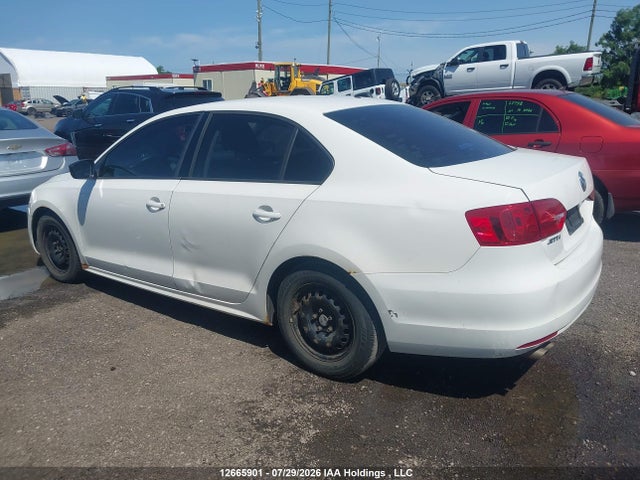 12665901 :رقم المزاد ، 3VW2K7AJ6DM422230 vin ، 2013 Volkswagen Jetta 2.0l Trendline/2.0l Trendline+ مزاد بيع