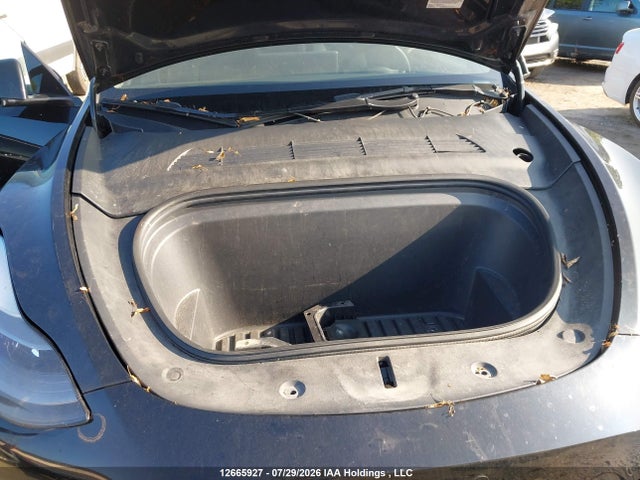 12665927 :رقم المزاد ، 7SAYGDEE1NF564956 vin ، 2022 Tesla Model Y Long Range مزاد بيع