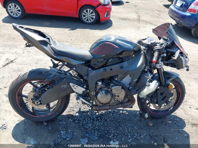 12665957 :رقم المزاد ، JKBZXJG15NA019304 vin ، 2022 Kawasaki Zx636 K مزاد بيع