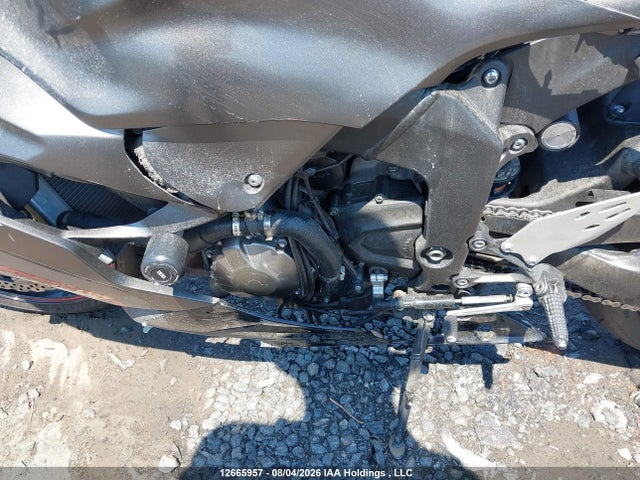 12665957 :رقم المزاد ، JKBZXJG15NA019304 vin ، 2022 Kawasaki Zx636 K مزاد بيع
