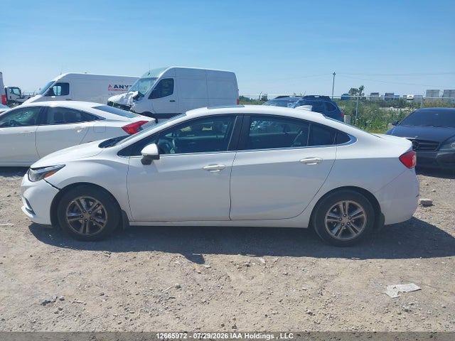 Продажа на аукционе авто 2018 Chevrolet Cruze Lt, vin: 1G1BE5SM0J7197082, номер лота: 12665972