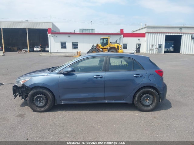 12665993 :رقم المزاد ، 3KPA25ADXNE487980 vin ، 2022 Kia Rio Lx Premium/lx+ مزاد بيع
