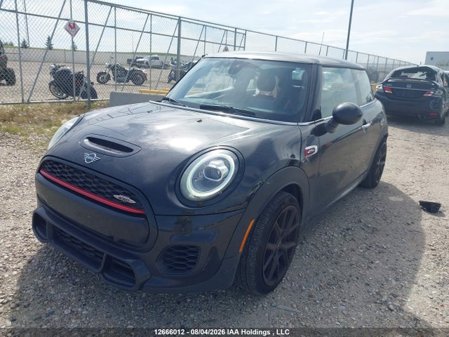 Mini Cooper John Works 2019 WMWXM9C59K2L03295 Image 2
