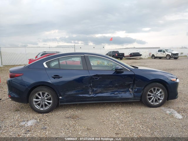 JM1BPACM9S1777637 Mazda 3 Preferred