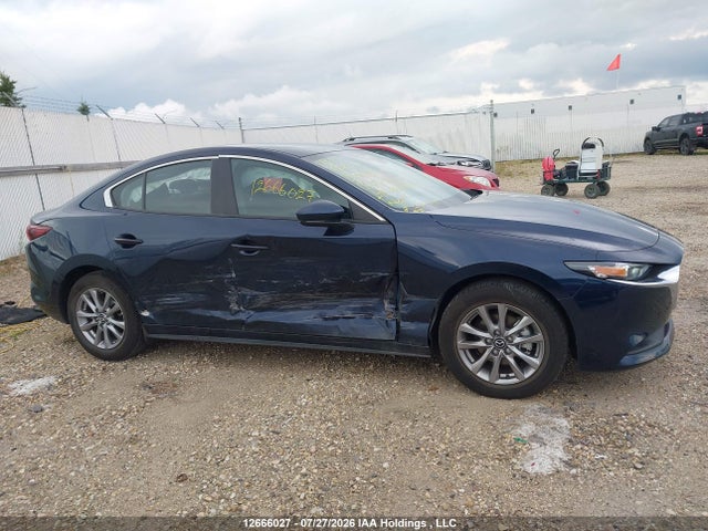 JM1BPACM9S1777637 Mazda 3 Preferred
