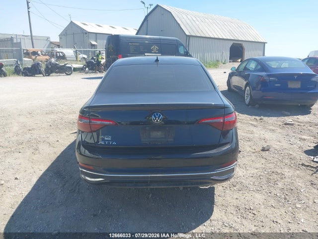 2022 Volkswagen Jetta Highline მანქანა იყიდება აუქციონზე, vin: 3VWGM7BU8NM030974, აუქციონის ნომერი: 12666033