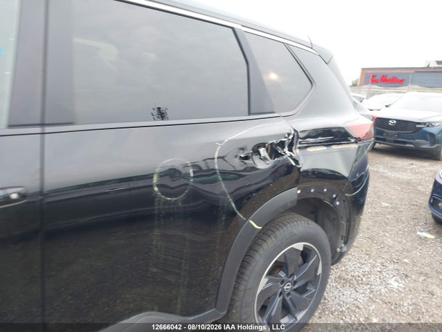 JN8BT3BB5SW162601 Nissan Rogue Sv/rock Creek