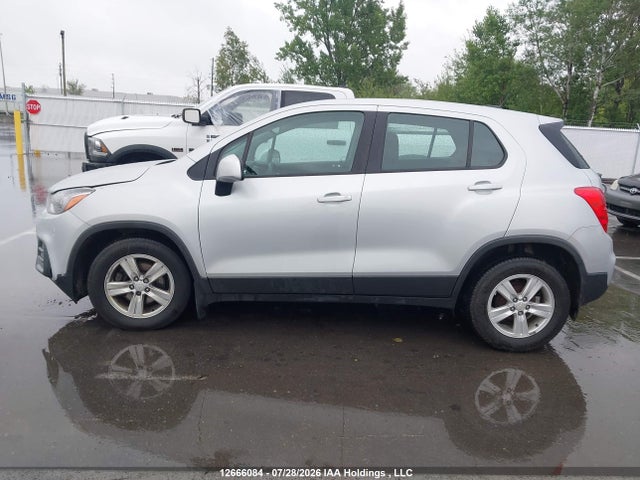 3GNCJKSB7KL366667 Chevrolet TRAX LS
